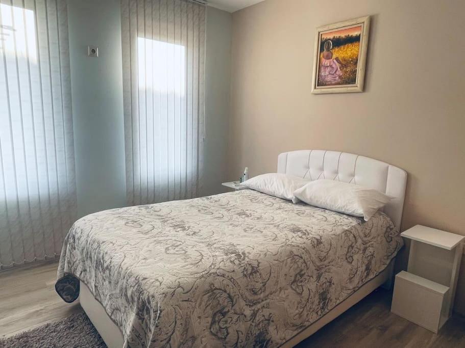 Breeze Apartment Burgas Exterior photo